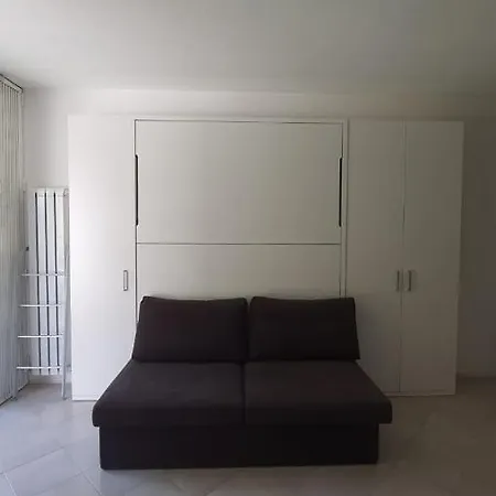 Appartamento Oasi Verde_pool Renovated Apt. On *